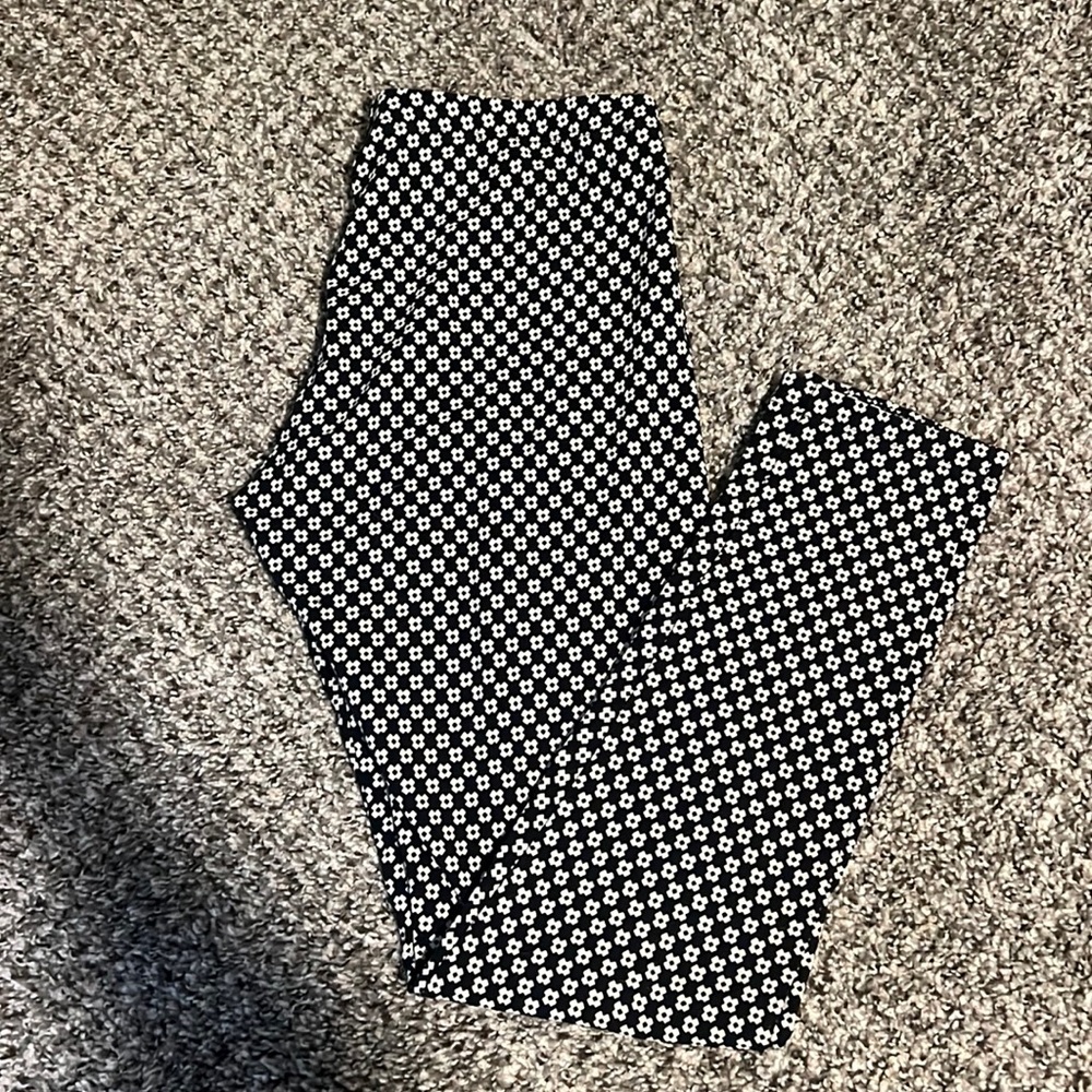 Arizona Jean Company -size L - cream/black leggings